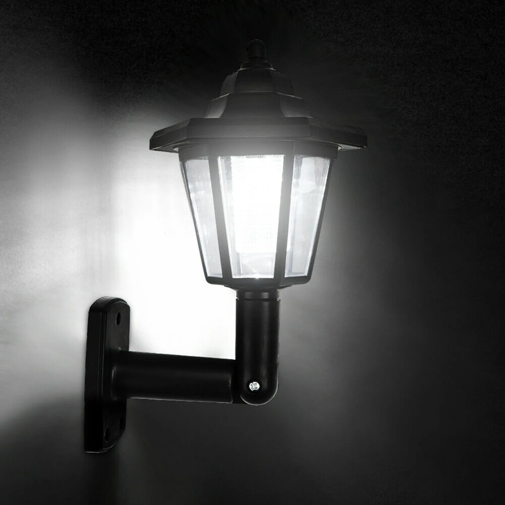 A7THK-4 X Solar Powered LED Outdoor Garden Fence Wall Lantern Light Lamp Light Sensor