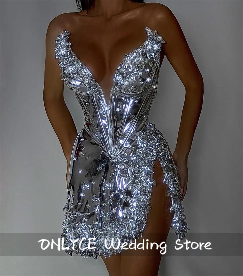 Sparkly Silver Sweetheart สั้นลูกปัดคริสตัล Rhinestones ค็อกเทลชุด Vestidos De Festa หนังชุดวันเกิดที่กําหนดเอง