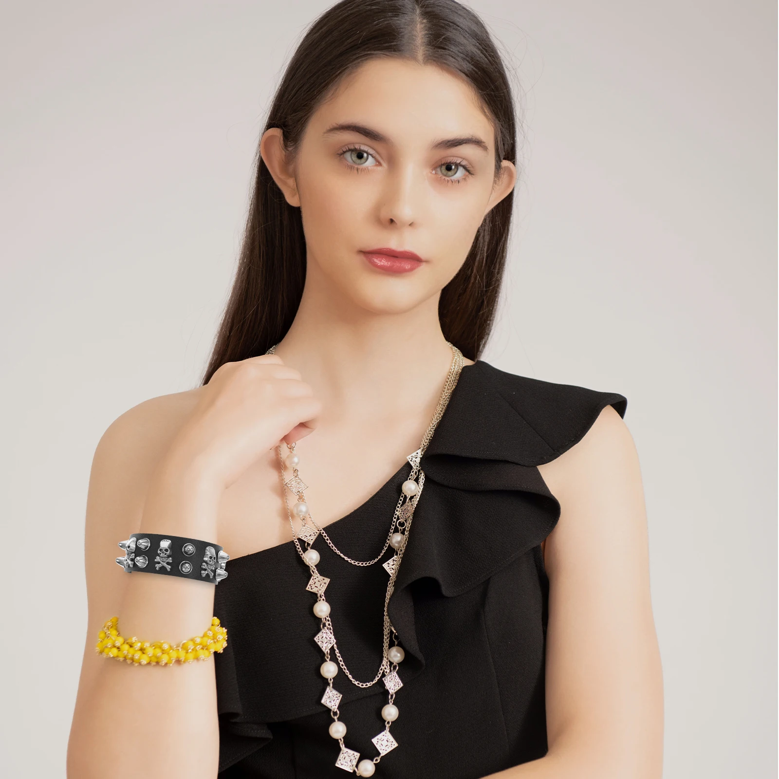 

1pc Punk Bracelet Rivets Men Women Wristband Skull Hip Hop Cool Gifts Goth Bracelet Accessories