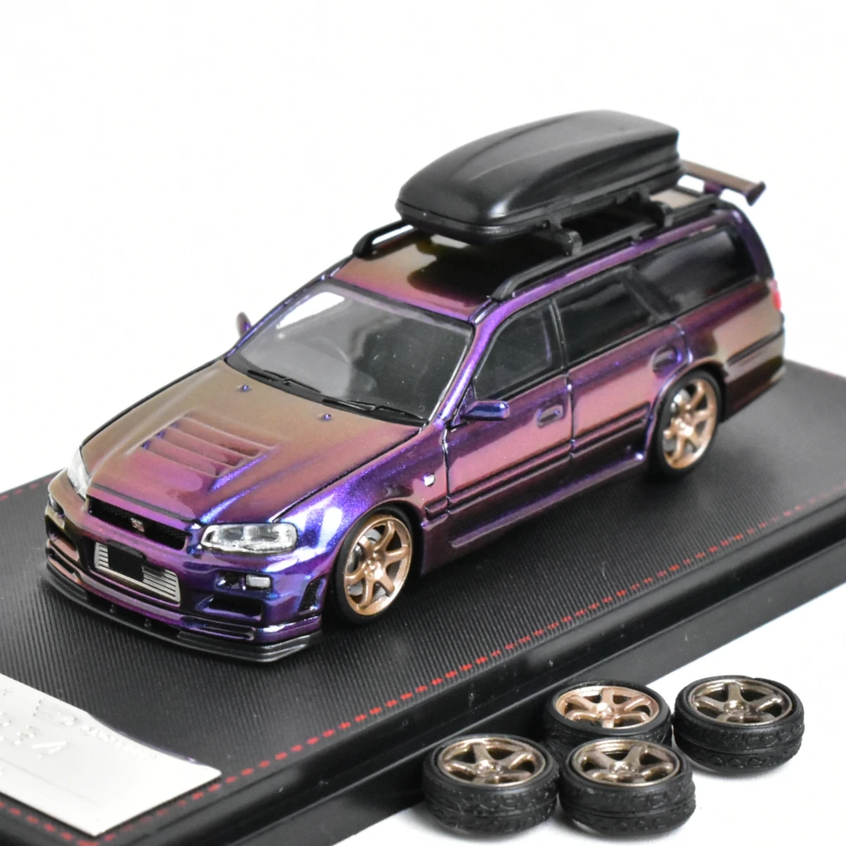 

Литая под давлением модель автомобиля SW 1:64 Stagea GTR R34