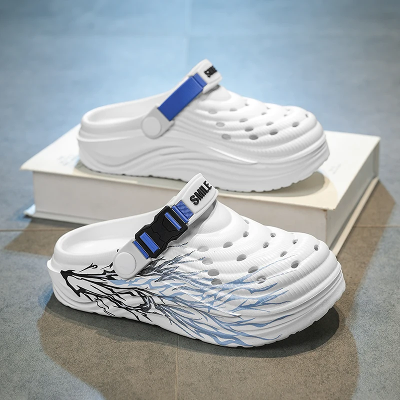 Kids Flame Print Platform Clogs Adjustable Strap Hollow Boy Kid Slip on Sandals Non Slip Outdoor Beach Shower Daily Casual Shoes
