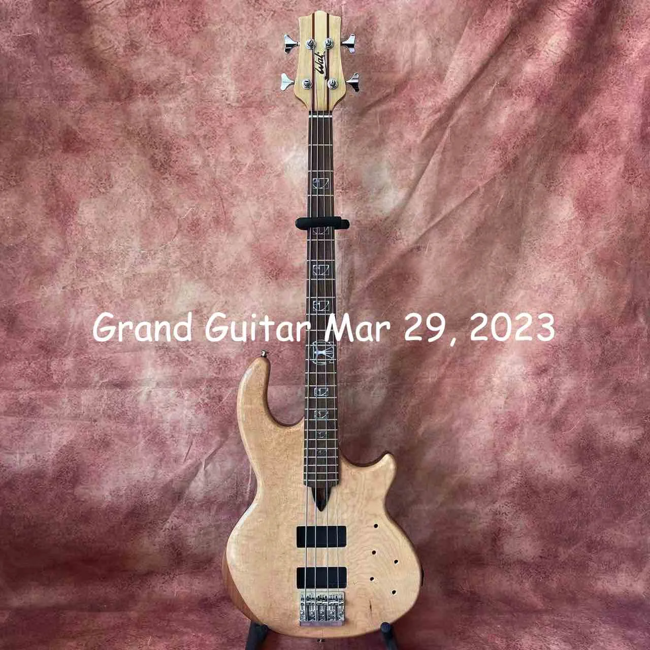 Custom 4 Strings GWL MK1 Style Electric Guitar Bass in Glossing Finish