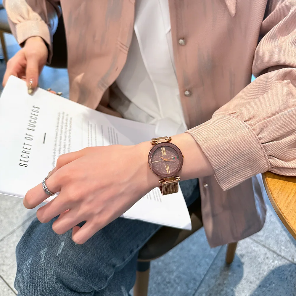 

Starry sky ladies' wristwatch, high-end quartz watch, fashionable and versatile, elegant women's watch, high-quality watch