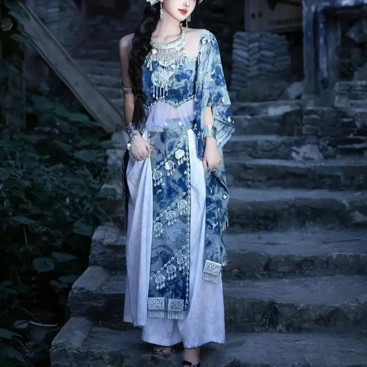 Classic Hmong Costume for Women Traditional Chinese Hanfu Halloween Night Miaojiang Girls Cosplay Costume National Style Outfits
