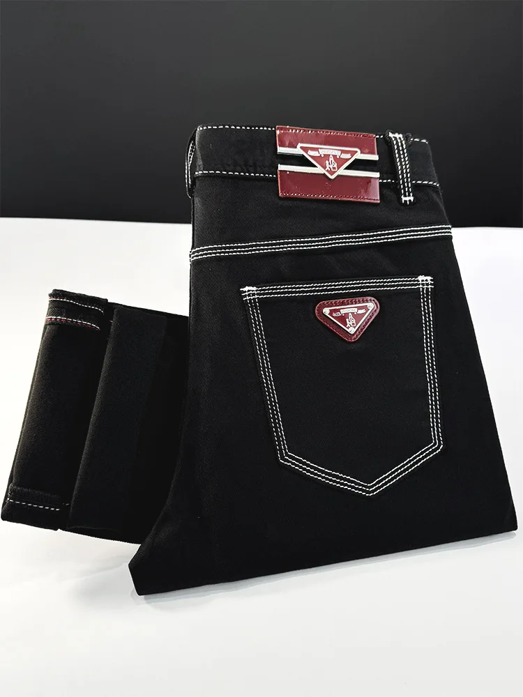 

2026 Легкая роскошная мужская одежда, чистые черные джинсы, мужские элитные облегающие брюки с небольшой ножкой, модные модные джинсовые брюки