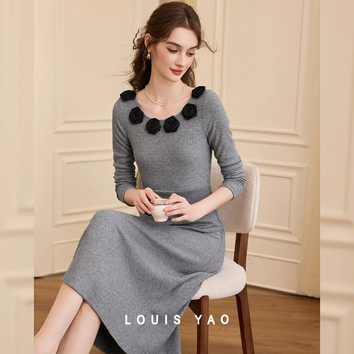 

LOUIS YAO 3D Flower Women's Dress 2025 Autumn Elegant Dress Fashionable Casual Micro Elastic Hoodie Slim Long Sleeve Dress