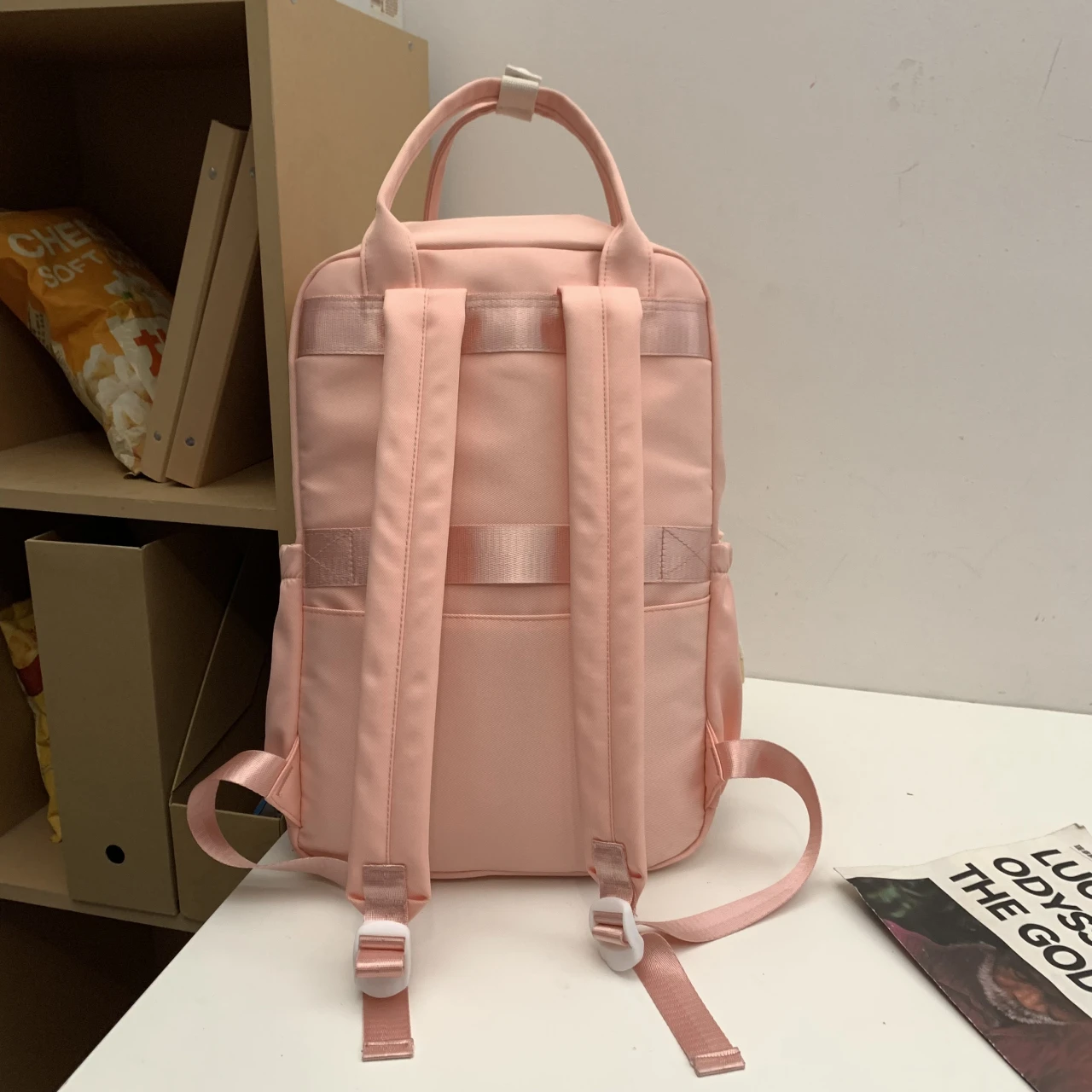 Waterproof campus backpack made of nylon material, fashionable backpack for boys and girls, shoulder bag, high school backpack