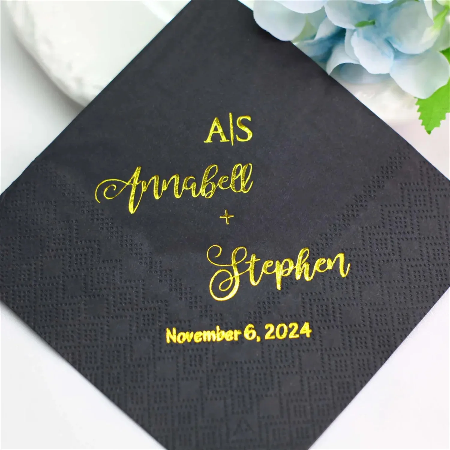 50 PCS Custom Wedding Napkins, Personalized Foil Cocktail Napkins, Gold Foil Rehearsal Dinner Napkins, Monogrammed Initials Enga