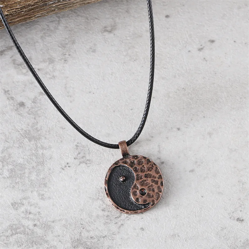 DIY accessories Cross-border fashion new retro Tai Chi gossip yin and yang alloy necklace, simple and old design jewelry wholesa