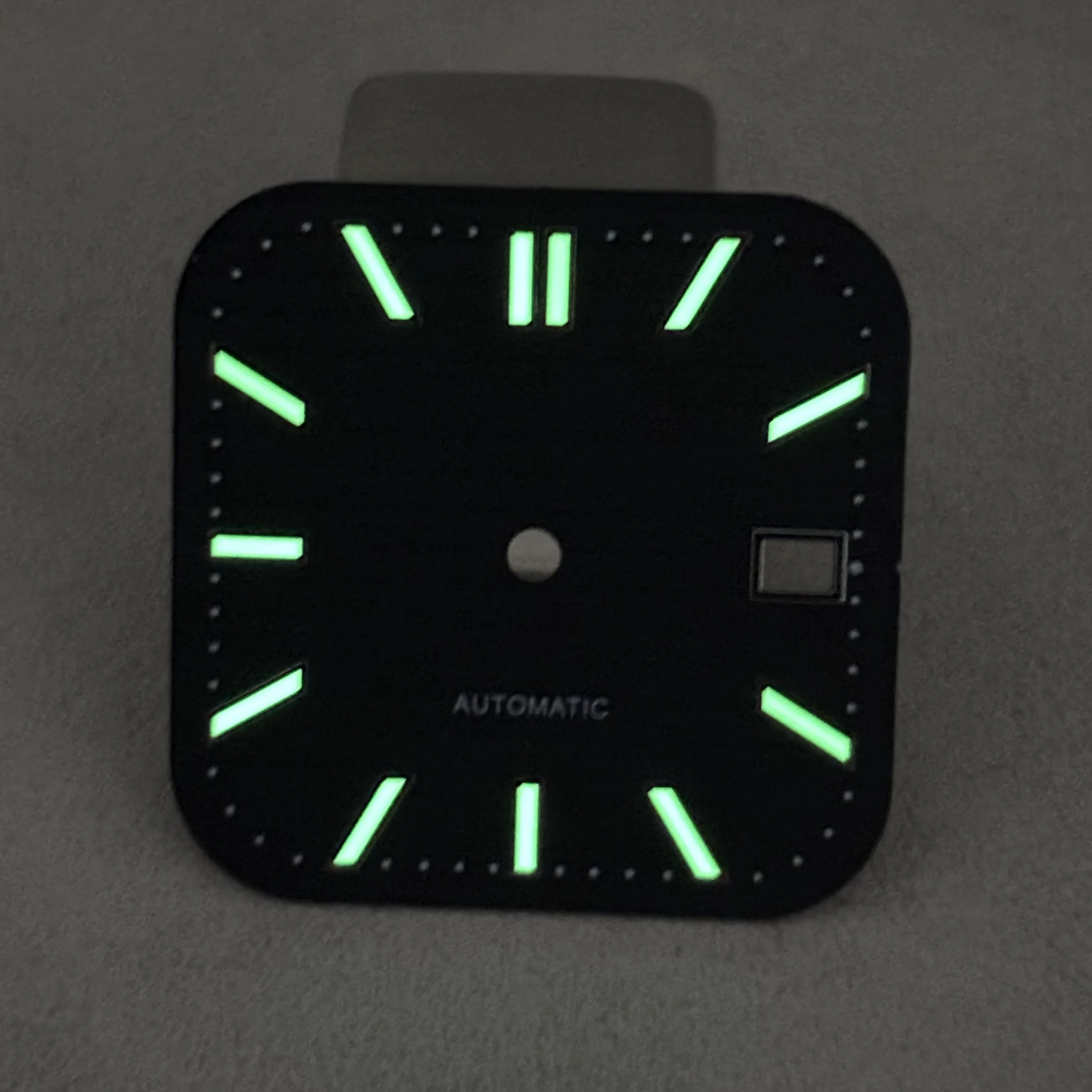 Cassa per orologio stile Nautilus quadrata ultrasottile da 38 mm Movimento adatto NH34 NH35 NH36 Per cassa dell'orologio quadrata NH35 Orologio quadrato alla moda