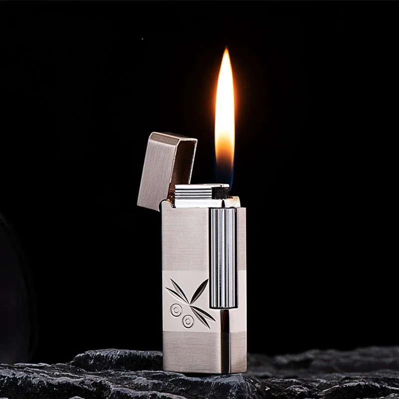 

Carved Dragonfly Pattern Metal Long Portable Grinding Wheel Lighter Inflatable Side Punch High-end Gift Men's Cigarette Lighter