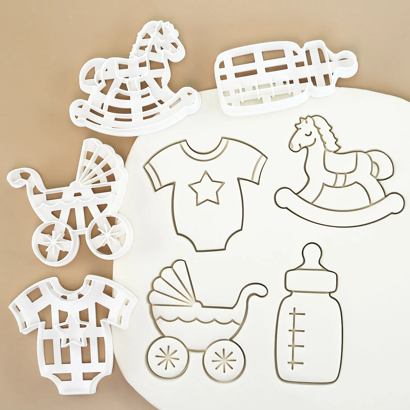 Juego de cortadores de galletas para Baby Shower, 4 Uds., mono, biberón, caballo balancín, moldes para hornear con forma de cochecito de bebé para fiesta de Baby Shower