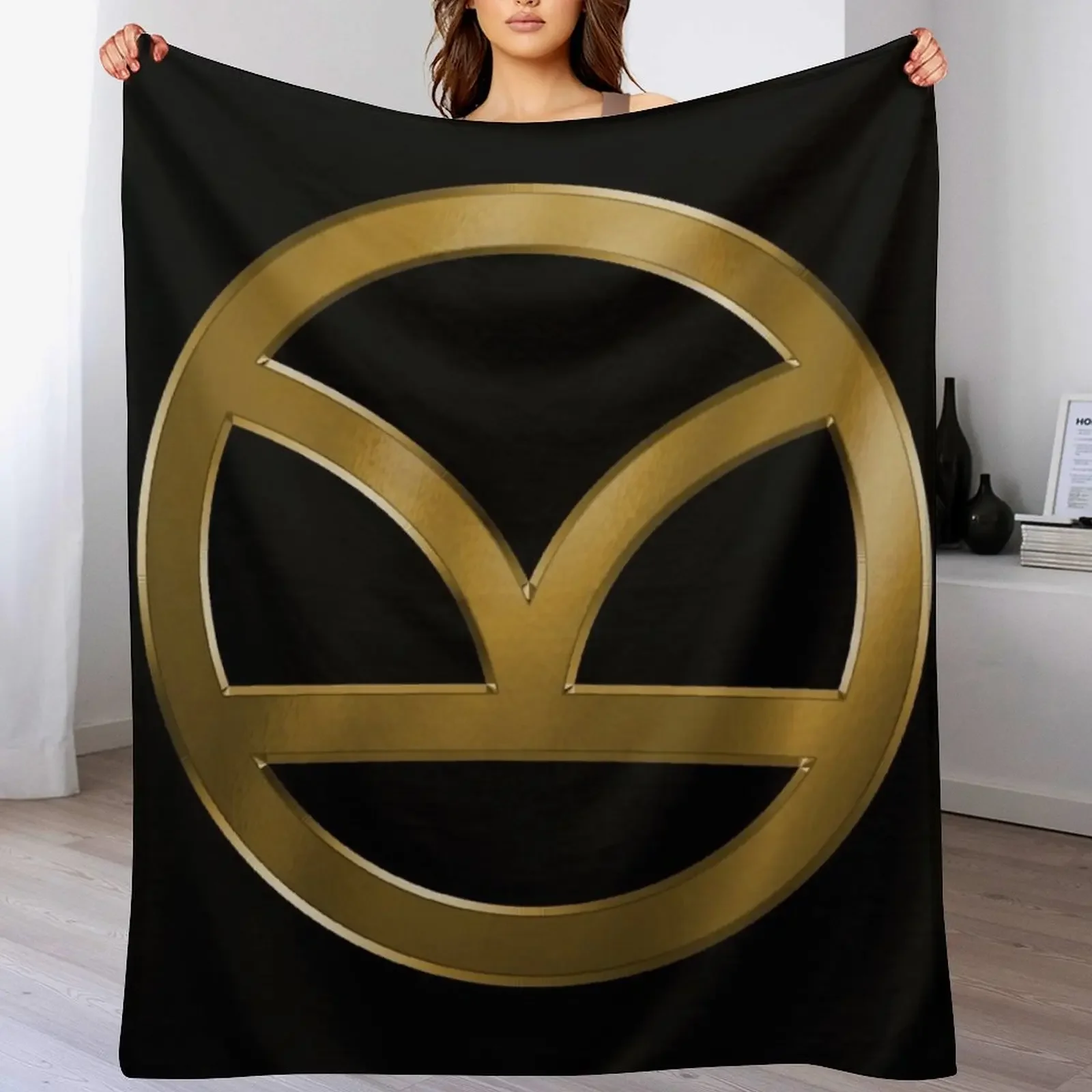 

Kingsman Crest Throw Blanket Summer Beddings Bed Loose Plush Blankets