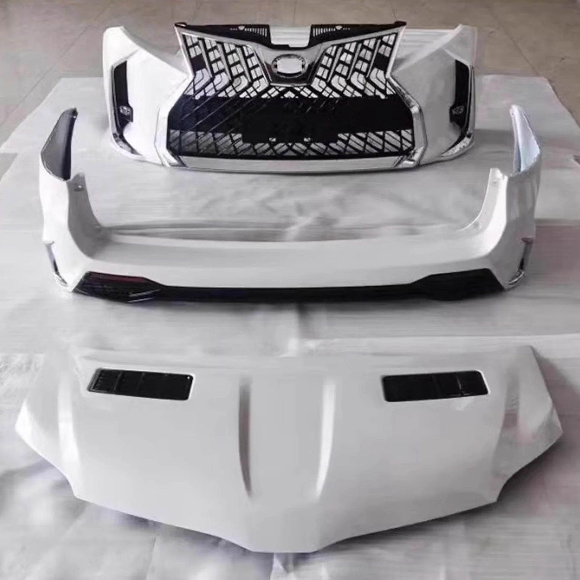 

Front Rear Bumper Assembly Engine Hood for Toyota Sienna 2011-2020 Convert New Style LM Body Kit Car Accessories