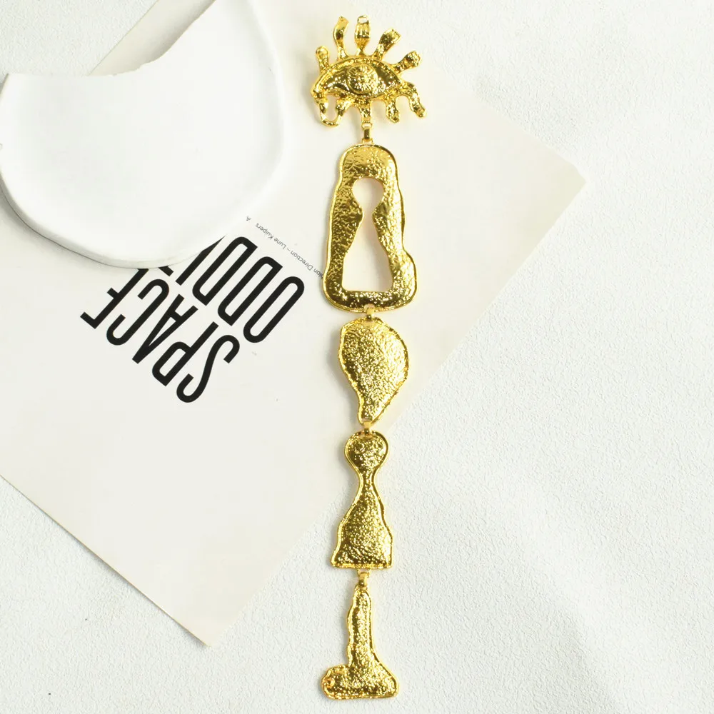 Surrealistische Halskette mit geometrischem Anhänger aus Metalllegierung in Form von Augen und Nase für Damen, übertriebener Markenschmuck, Statement-Accessoire – Detail 13