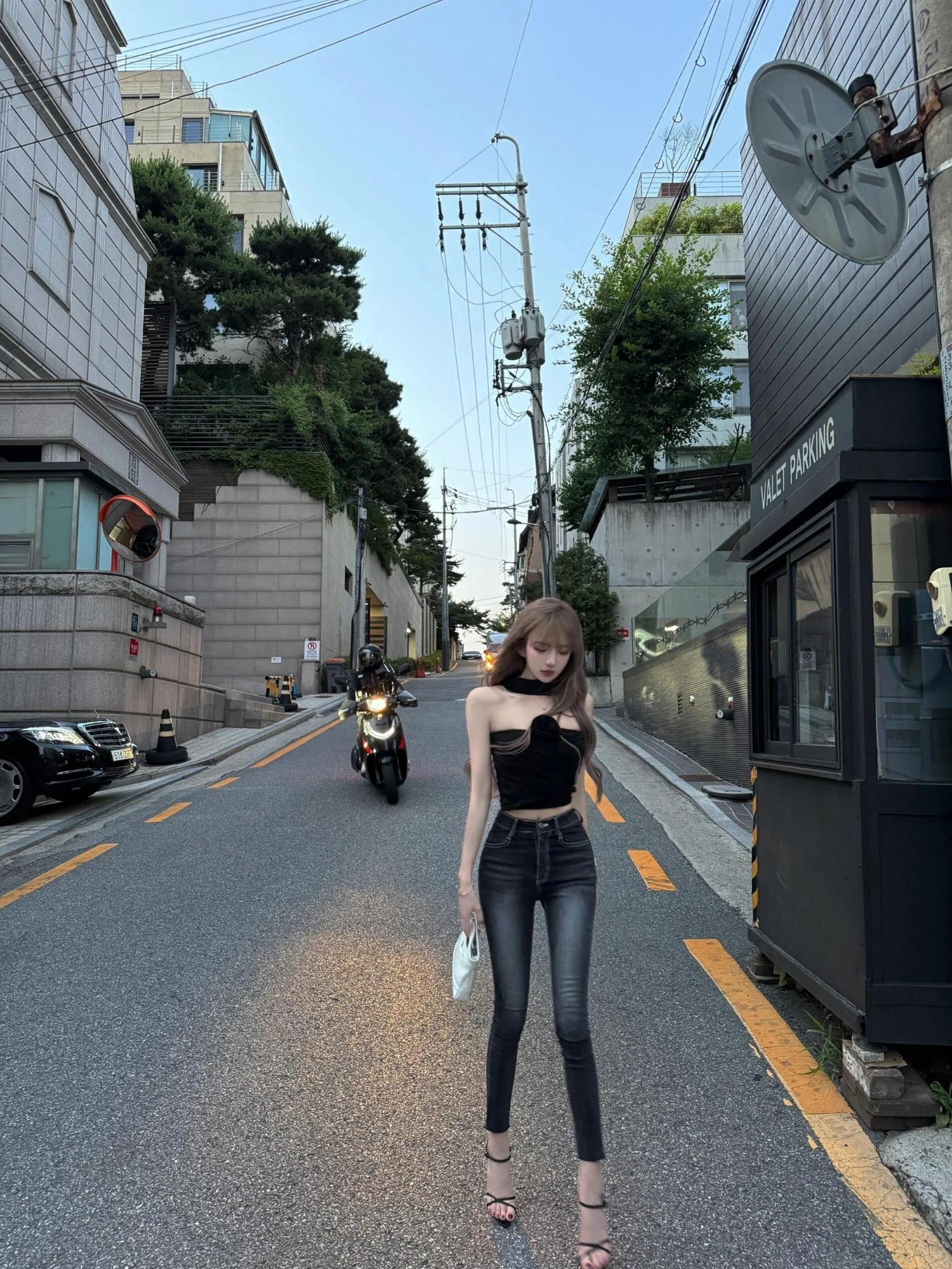 

High Waist Stretchy Women's Jeans Boo Enhancing Light Waed Body Contouring Cotton Denim Nine Points Pencil Pants