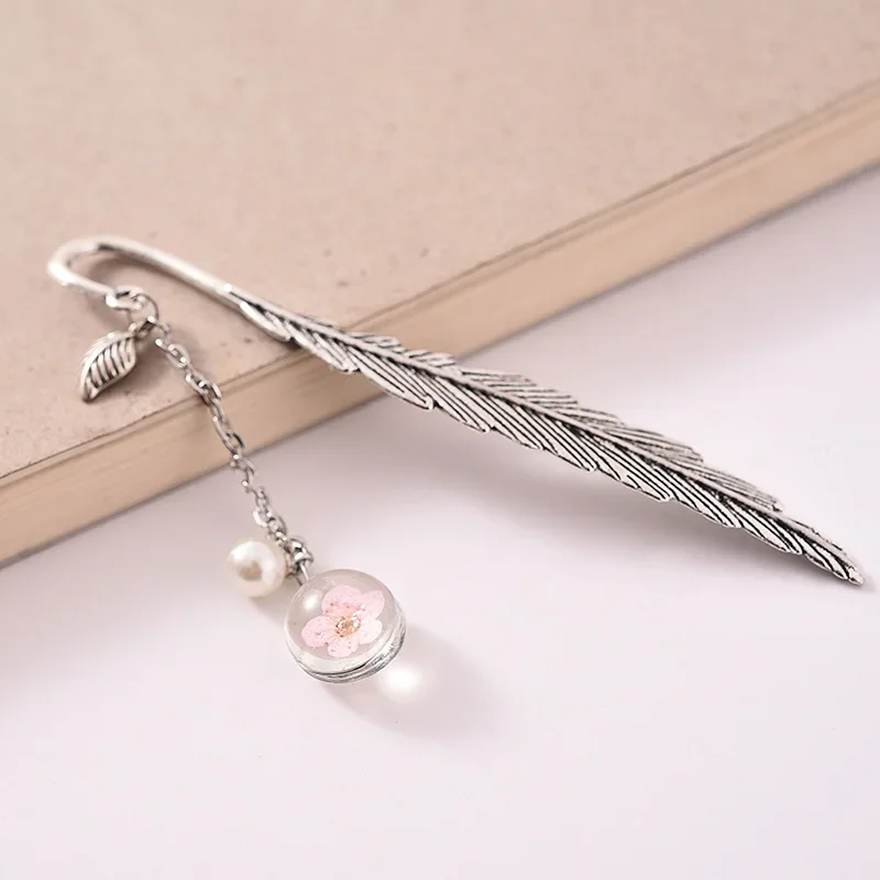 Pendant Bookmark Creative Retro Feather Metal Book Marks Book Page Mark Gift School Supplies Novelty Stationery Back To School