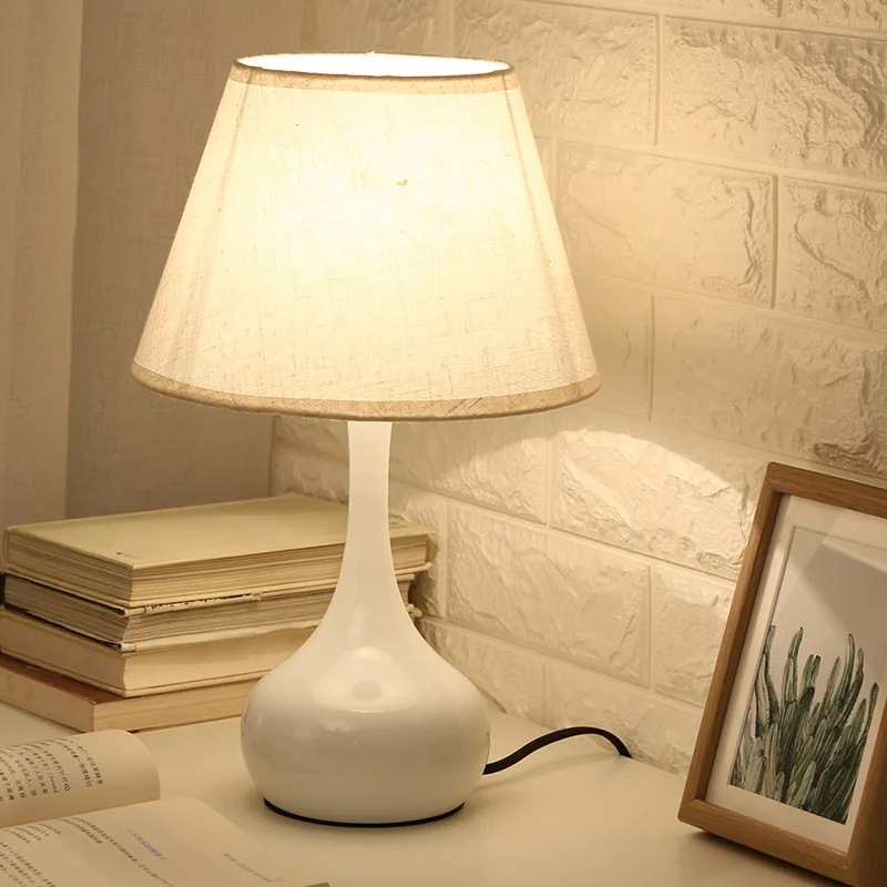 

Desk lamp Bedroom bedside Simple modern creative dimmable bedside table Premium desk lamp Household warm light
