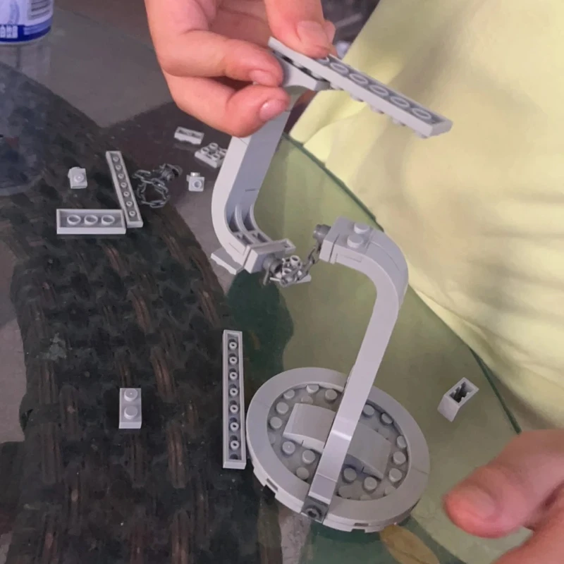 

Tensegrity Anti-Gravity Blocks: Defies gravity with tension principles, sparks curiosity in physics through magical construction