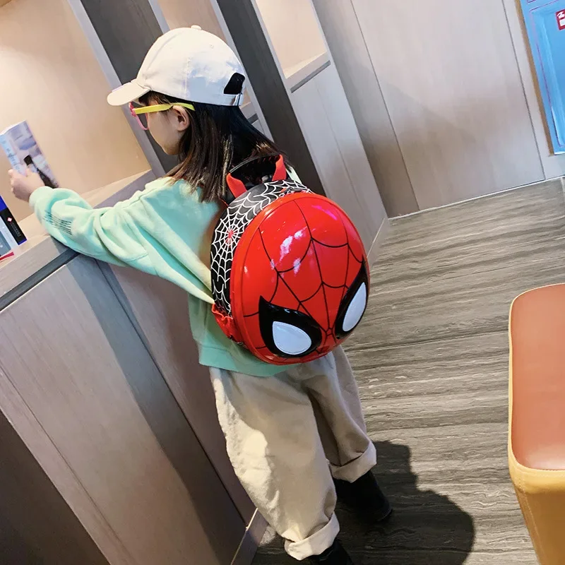 Zaino Spiderman borse per bambini LED Light Cute Cartoon Marvel Boys zaini studenti Fashion Shoulder Back Pack di alta qualità