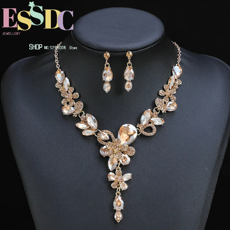 High-end and exquisite fashionable retro necklace and earrings two-piece set of flower crystal double-layered flowers elegant
