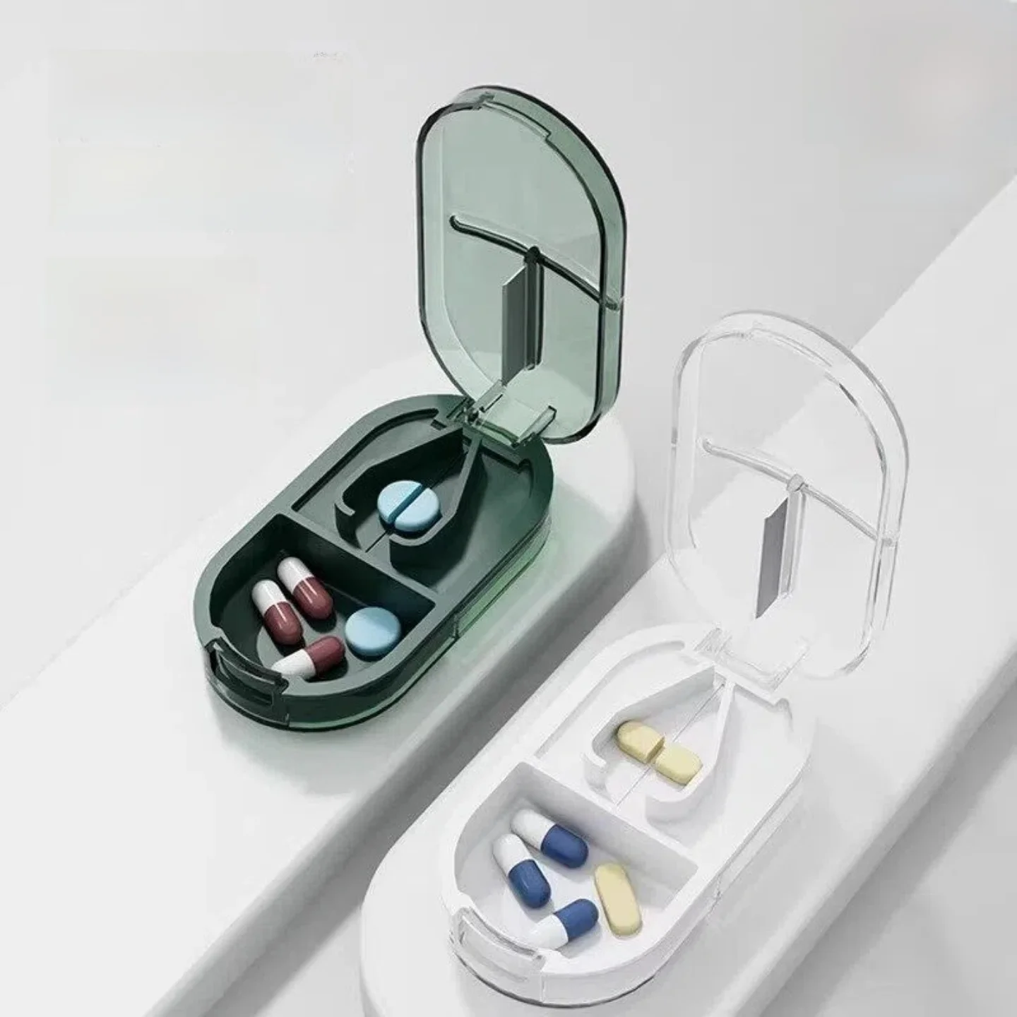 dispositivo-portatil-para-cortar-medicamentos-con-dos-opciones-de-corte-y-cuatro-partes-herramienta-para-dividir-la-dosis-de-tabletas-y-medicamentos-facil-de-transportar-para-el-cuidado-de-la-salud