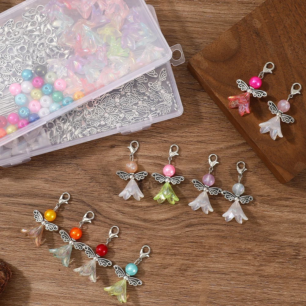 150-teiliges DIY Schmuckherstellungs-Set mit Gemischten Acryl-Lilienblumen-Perlen, Engelsflügel-Anhängern und Karabinerverschlüssen für Armband-Zubehör – Detail 3