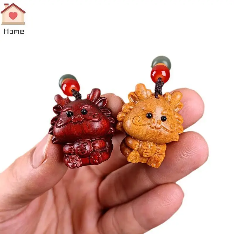LLavero de estilo chino de sándalo, amuleto de buena suerte con dragón del zodiaco, tallado en madera colgante, llave de coche, decoración de mochila, 1 unidad