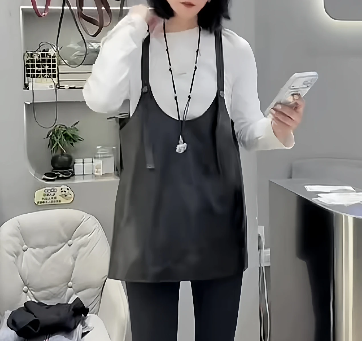 กระโปรงหนังแท้ทรงหลวม สไตล์สลิมมิ่ง สำหรับผู้หญิง คอลเลคชั่นฤดูใบไม้ผลิ 2026 แฟชั่นล่าสุดต้นฤดูใบไม้ผลิ