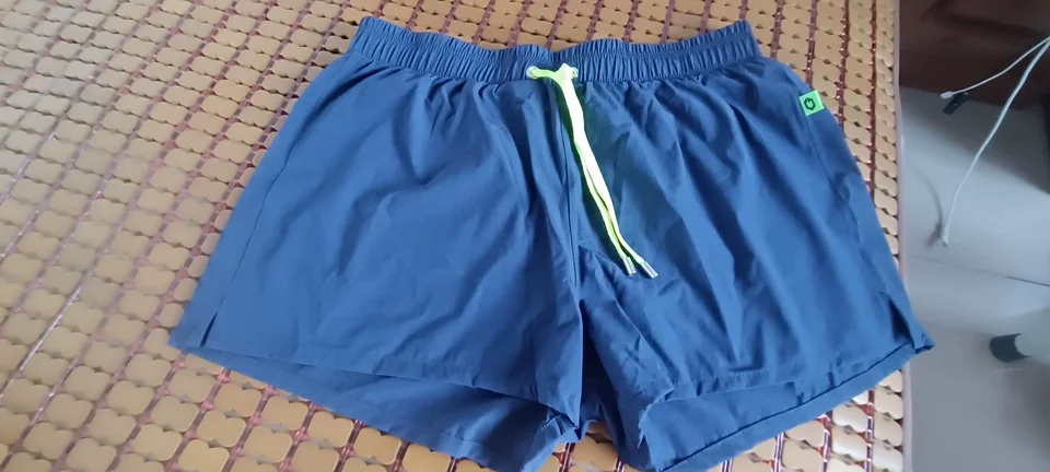 2026Swimming trunks men's three-point quick-drying beach pants adult swimming tether swimming trunks foreign trade boutique 303