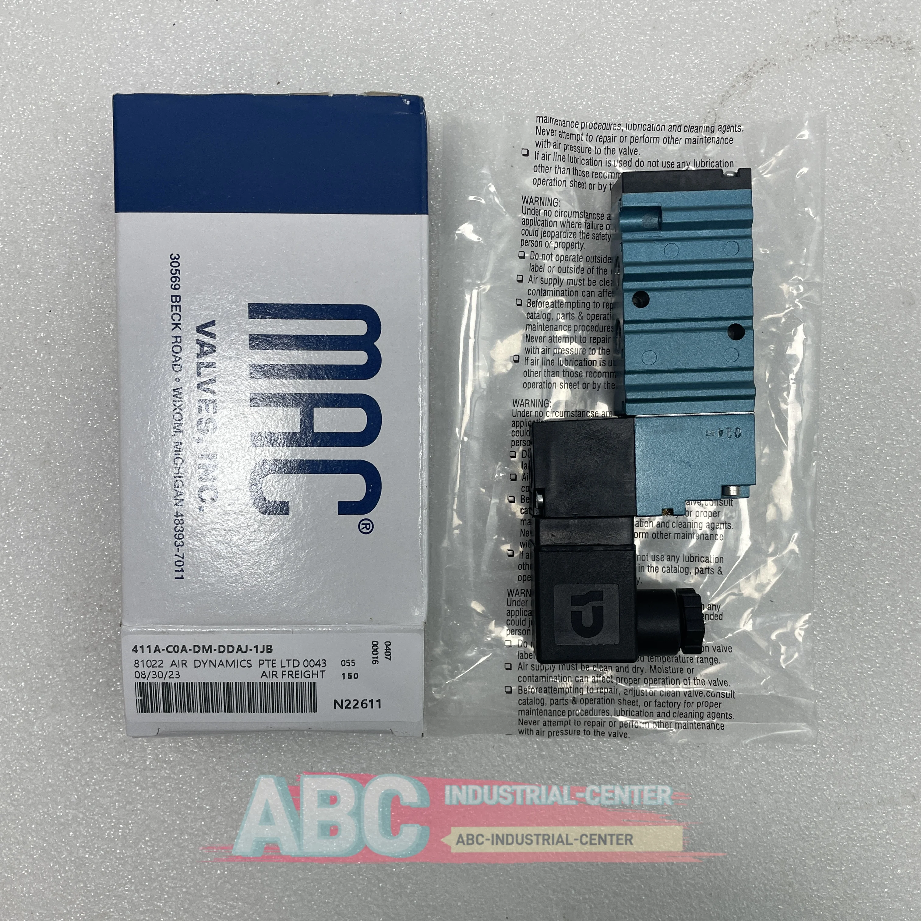 

411A-C0A-DM-DDFJ-1JB solenoid valve 411A-C0A-DM-DDFJ-1JD new in box