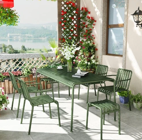 The product can be customized. Customized garden outdoor tables and chairs