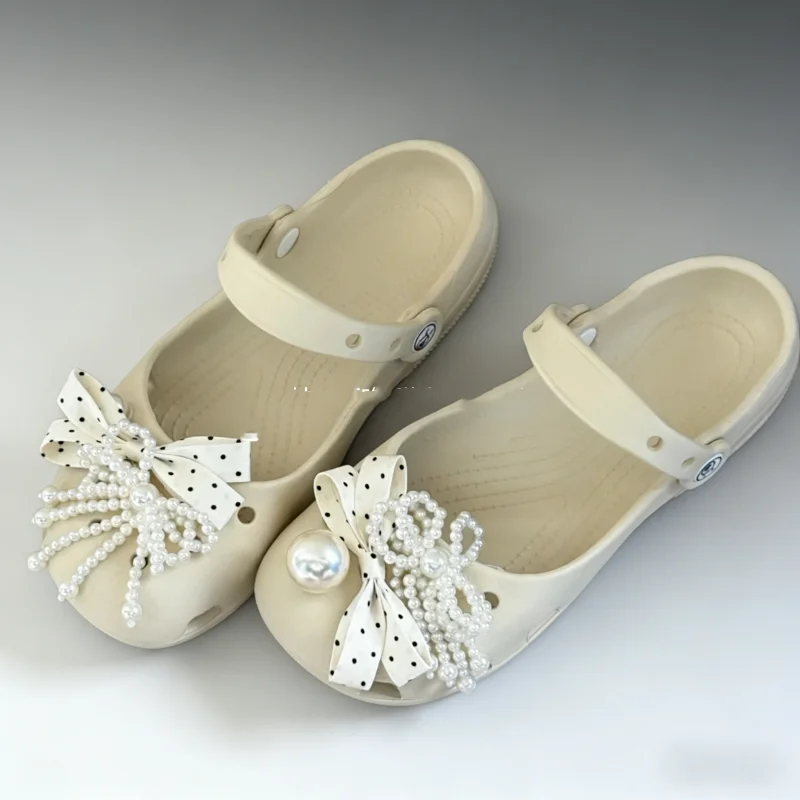 7-teiliges elegantes Schuh-Charms-Set mit Perlen und Schleifen, gepunktete Schuhdekorationen für Clogs, Sandalen, luxuriöses DIY-Zubehör, Geschenke für Mädchen und Frauen