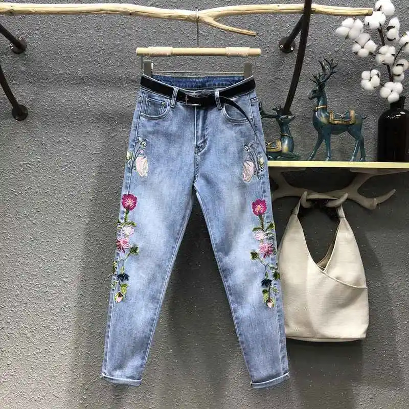 

Flower Embroidered Jeans Spring Women High Waist Casual Harem Pants Chic Cropped Denim Pants Versatile Trousers