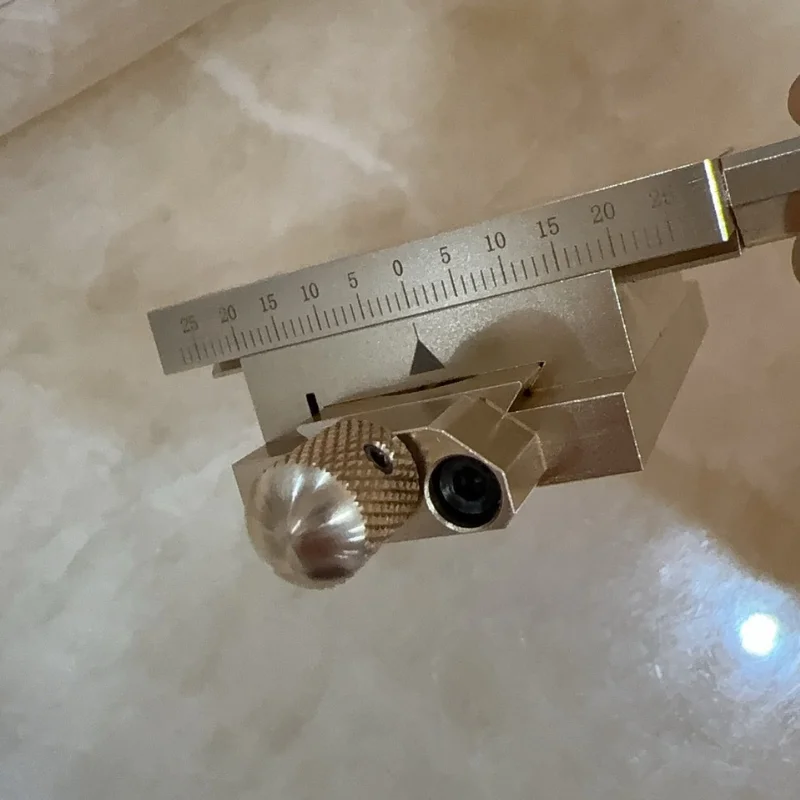 Precision Fine-Adjustment XY Linear Stage - Handwheel Cross Slide Table for Drill Press