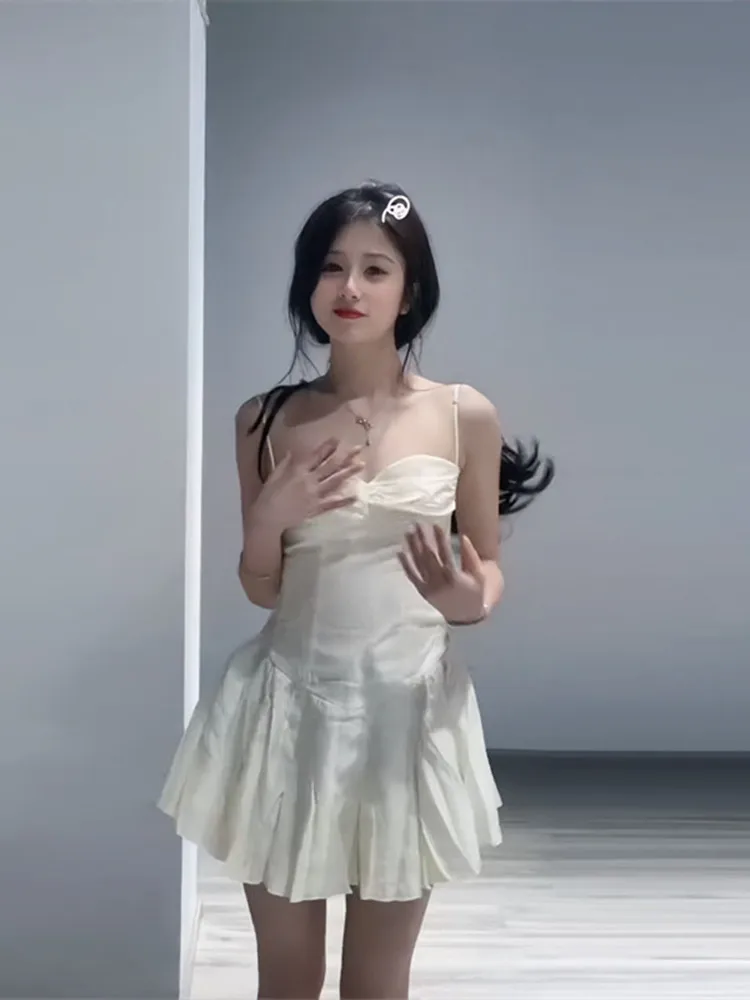 

Sexy Strapless Short Skirt Women's Summer Beach Vacation Beachside Pure Color High Waist A-Line Dress Crystal Xuan Brand