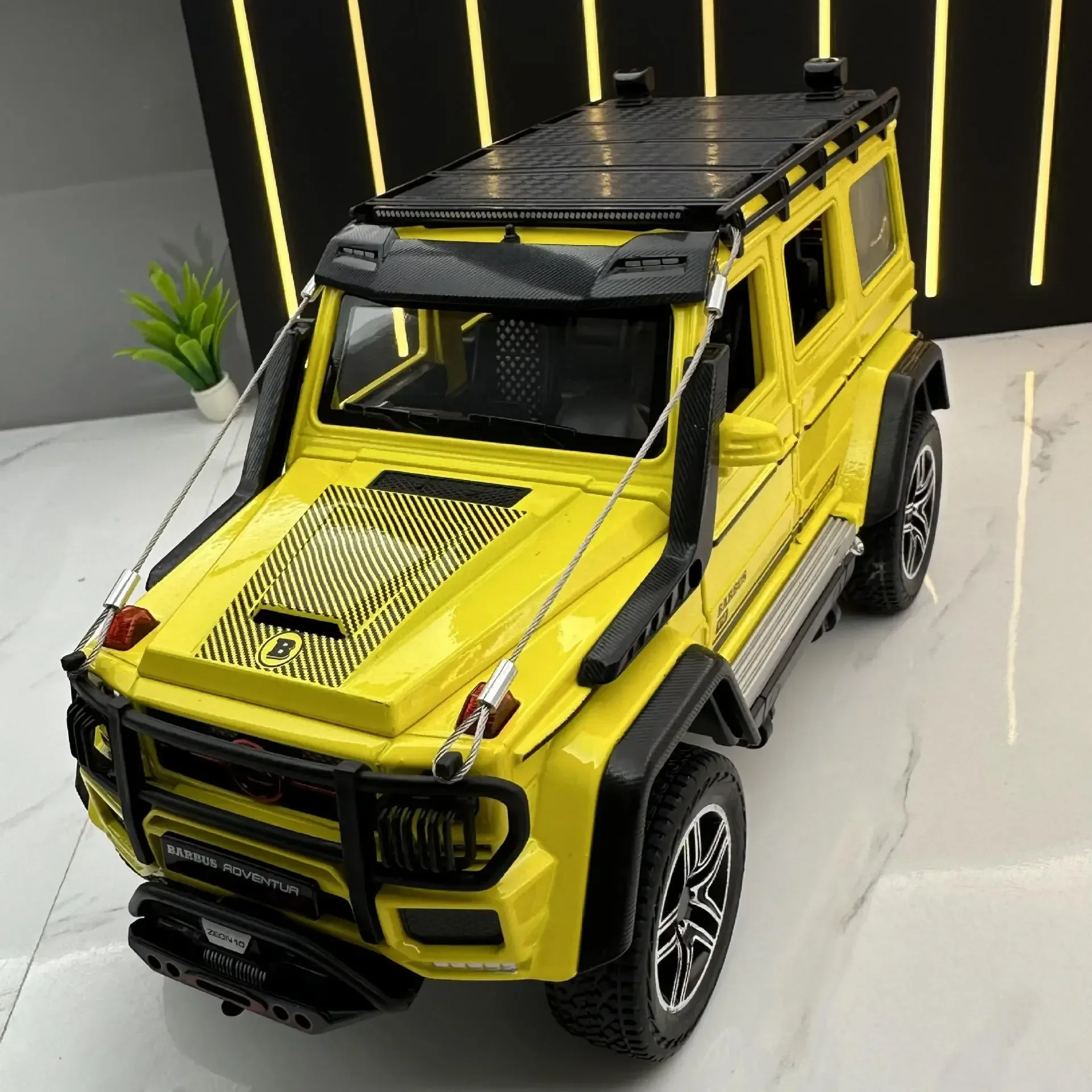 

1:24 Mercedes-Benz BRABUS G550, металлическая модель автомобиля, игрушечное издание Adventure со световым звуком, внедорожник, детские подарки A610