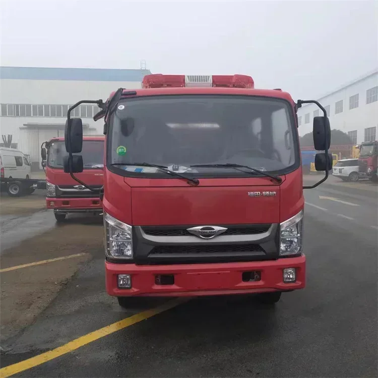 Multi functional and efficient  Foton 4m3 water tank fire engines sprinkler truck fire fighting trucks Fire Vehicle