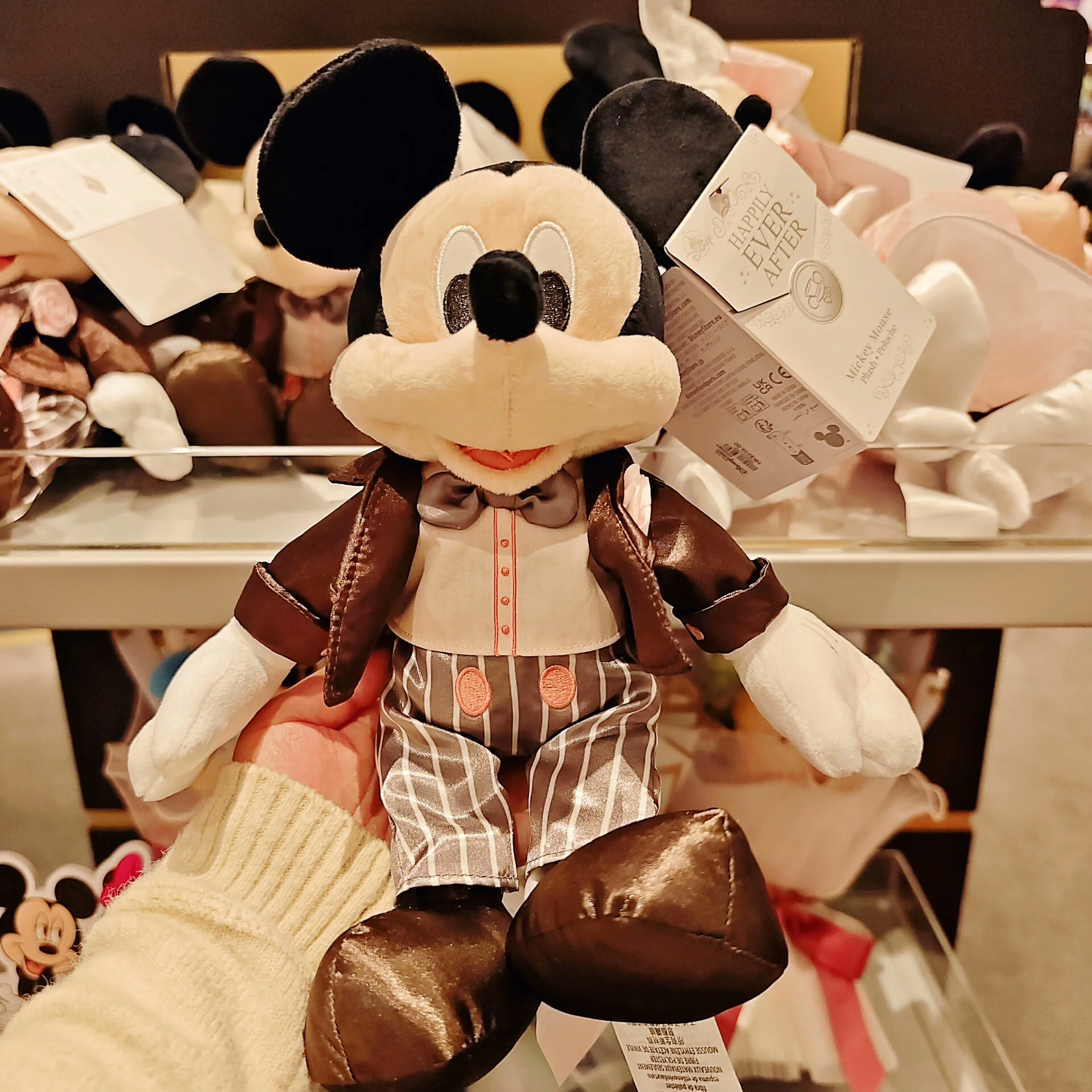 Hong Kong Disneyland Mickey and Minnie Wedding Dress Doll Gift Cartoon Soft Toy Couple Doll