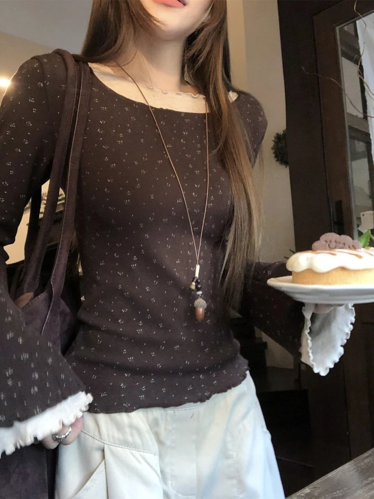 2026 New Coffee Color Floral Patchwork Ruffled Flare Sleeve Women's Slimming Top AW Trendy Chic Ins Style Long Sleeved