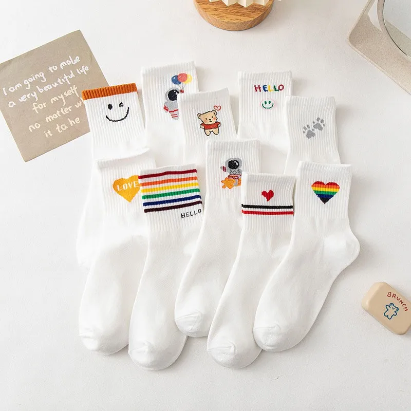 Chaussettes de sport en coton pour femmes, dessin animé, ours, arc-en-ciel, lettre, amour, visage souriant, rayure, mode polyvalente, chaussettes