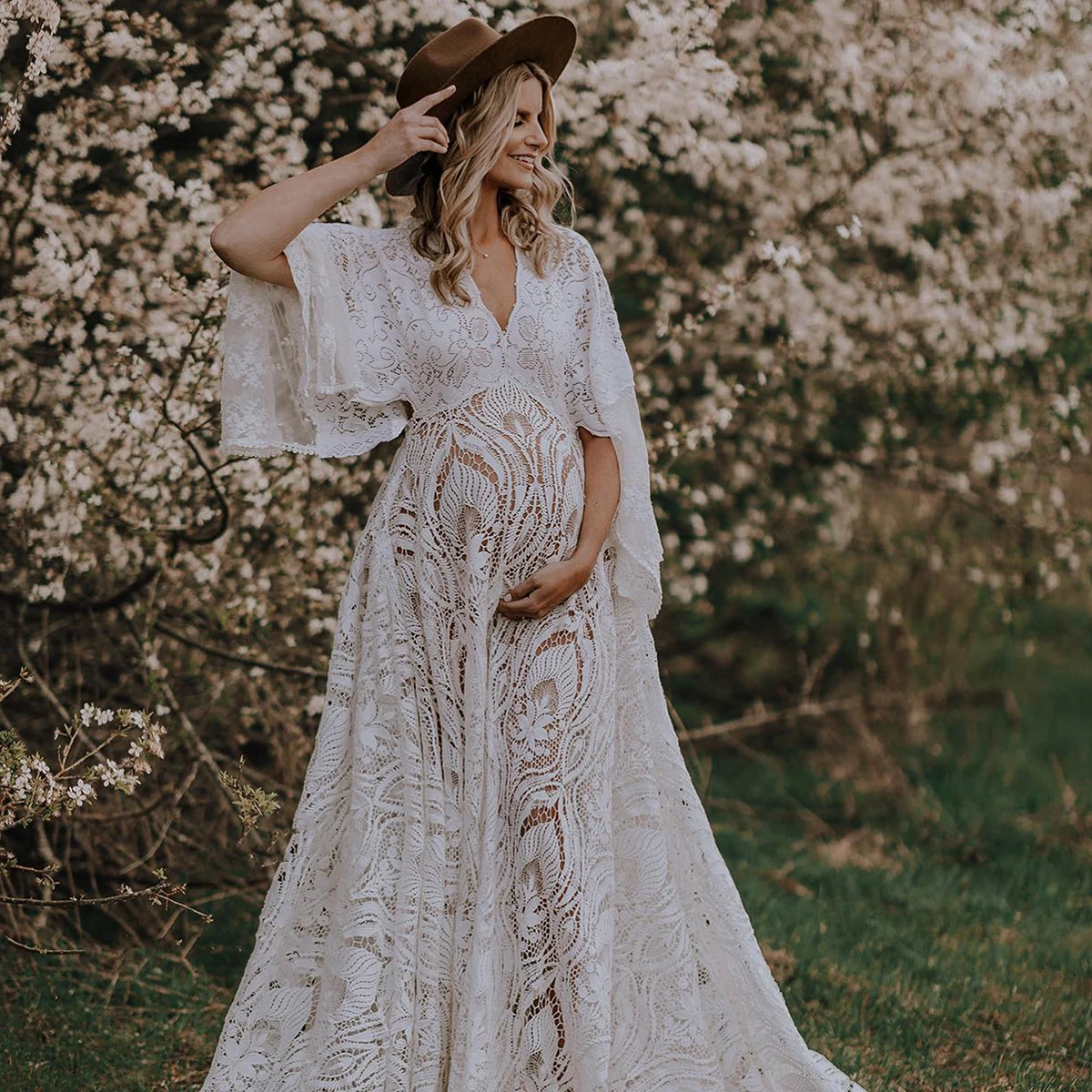 Boho Empire Waist Maternity Wedding Dress Beach Elopement Cutout Lace Plus Size Long Batwing Sleeves Pregnant Women Bridal Gowns