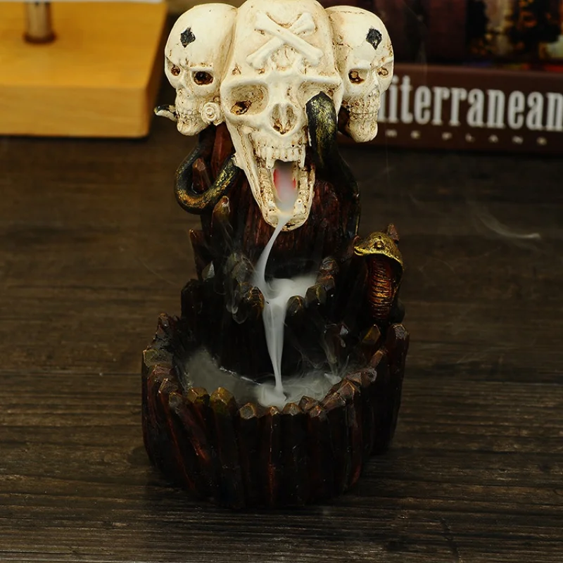 Cross-Border Creative Gift Home Decoration Wansheng Spoof Skull Backflow Incense Burner Nordic Resin Crafts Wholesale