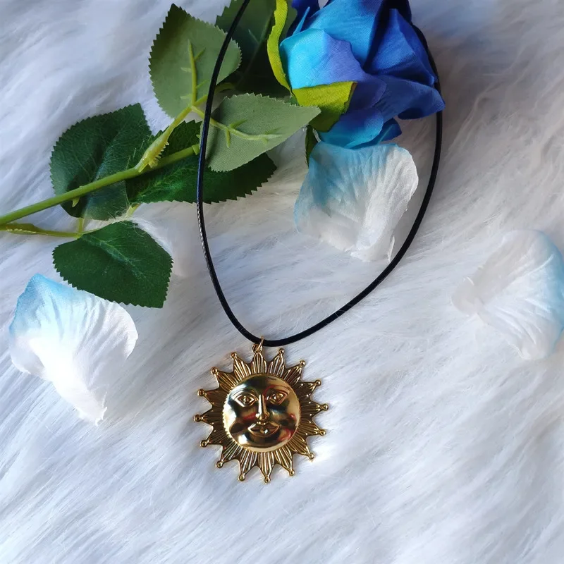 golden colour big sun necklace long Celestial jewelry sunshine Charm fashion men girlfriend gift charms beautiful new pendant
