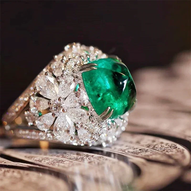 Champagne Colored Oval Zircon Ring, New Trendy High-end Design, Trendy Flowing Banquet, Luxurious and Elegant Women's Jewelry view 3