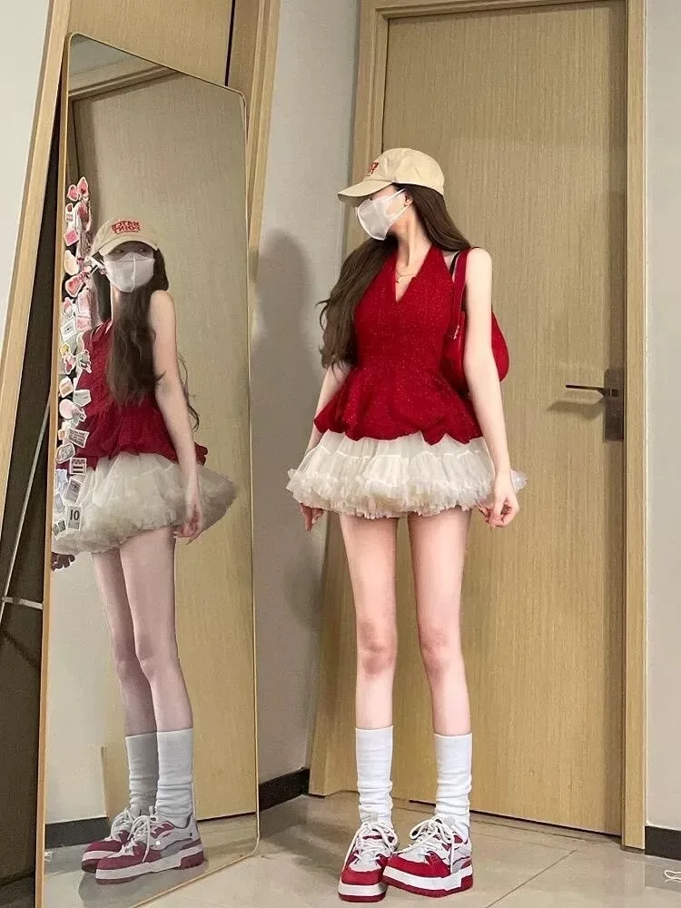 

Summer Unique Beautiful Red Lace Dress Women's Holiday Hanging Neck Puffy Skirt Set V-neck Sleeveless High Waist Two-piece Set