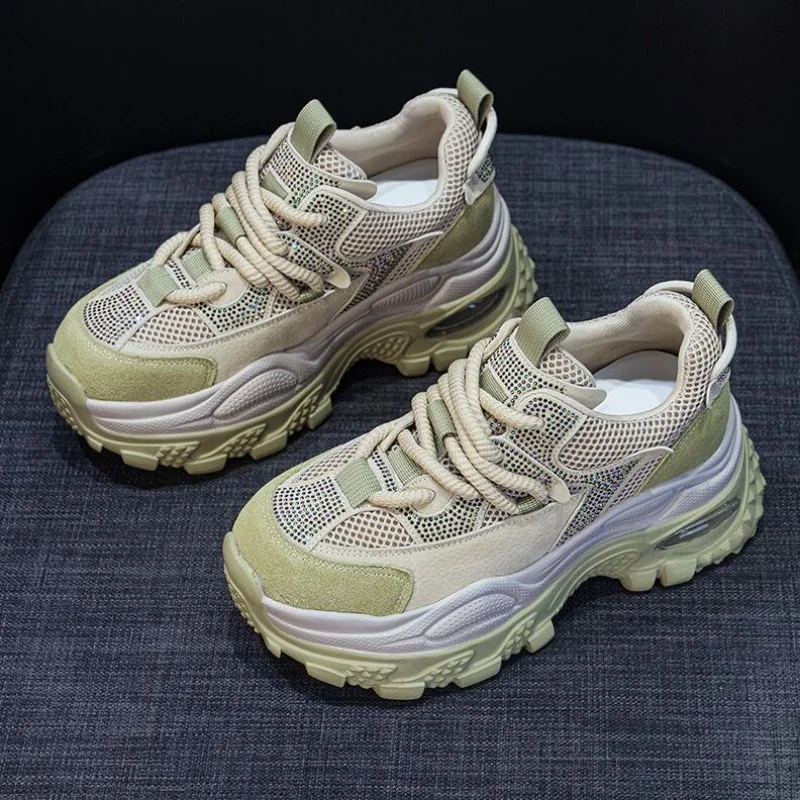 

2026 Women's Platform Sneakers Autumn New Non-slip Large-size Retro Diamond Sports Shoes for Women Running Female Shoes