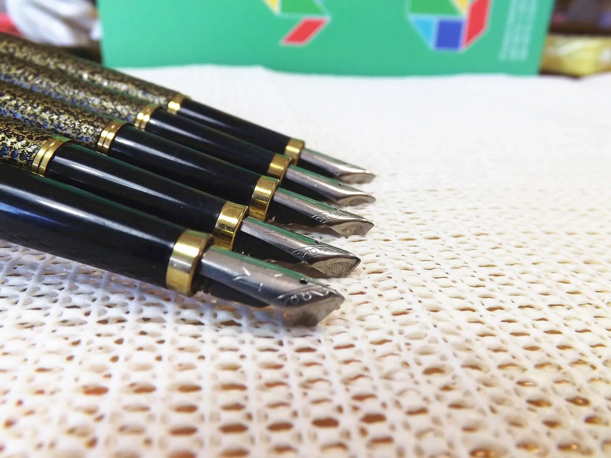 قلم حبر جين شينغ مارس روك 909، الخط العربي والأويغوري المتخصص، تدفق الحبر السلس، مثالي للفنانين المحترفين #3