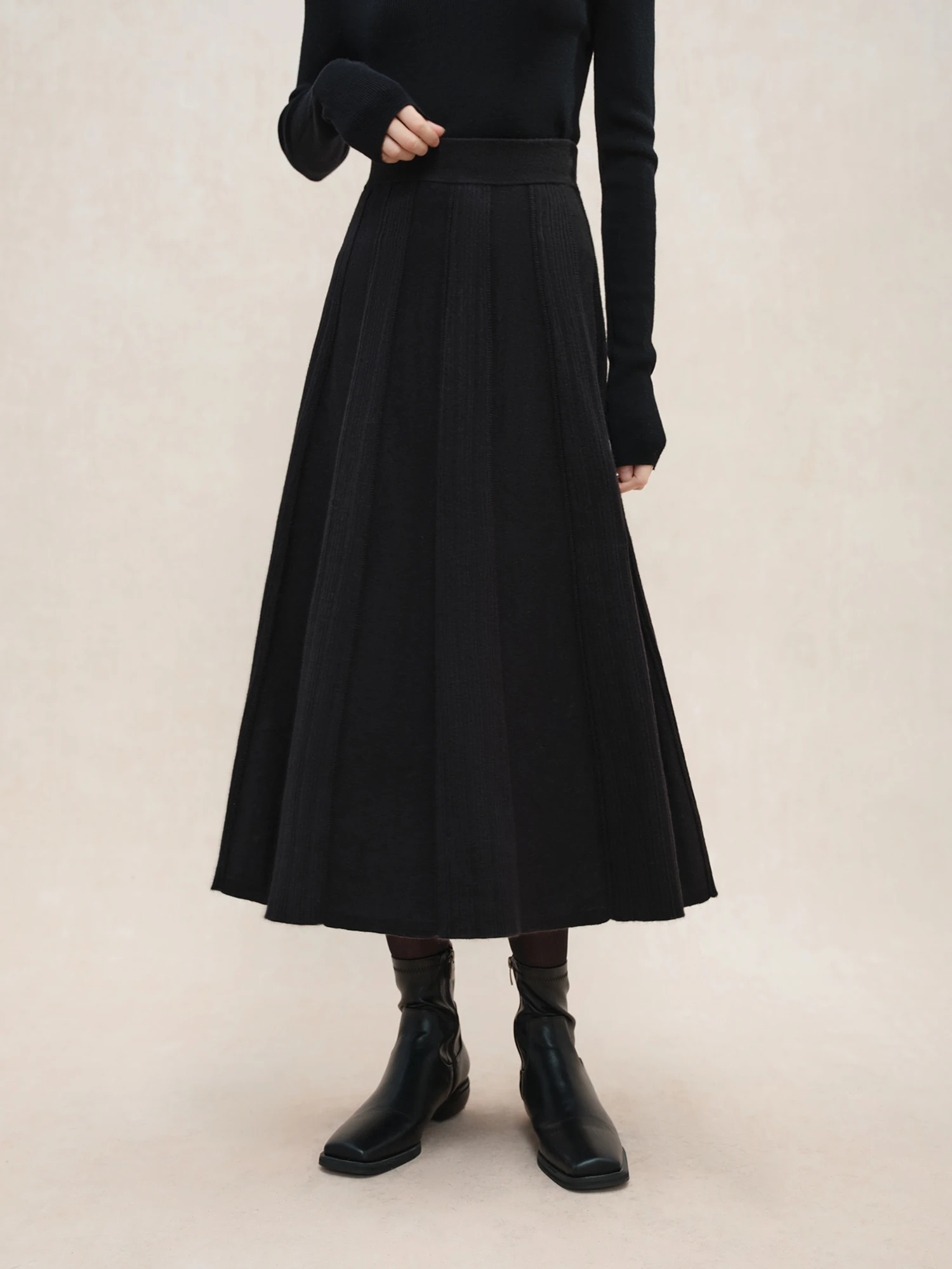 ZIQIAO Women Winter Knitted Skirts High Waist Thick Black Commuter Long A-LINE Skirts Office Lady Winter Simple Skirt 24ZQ94337