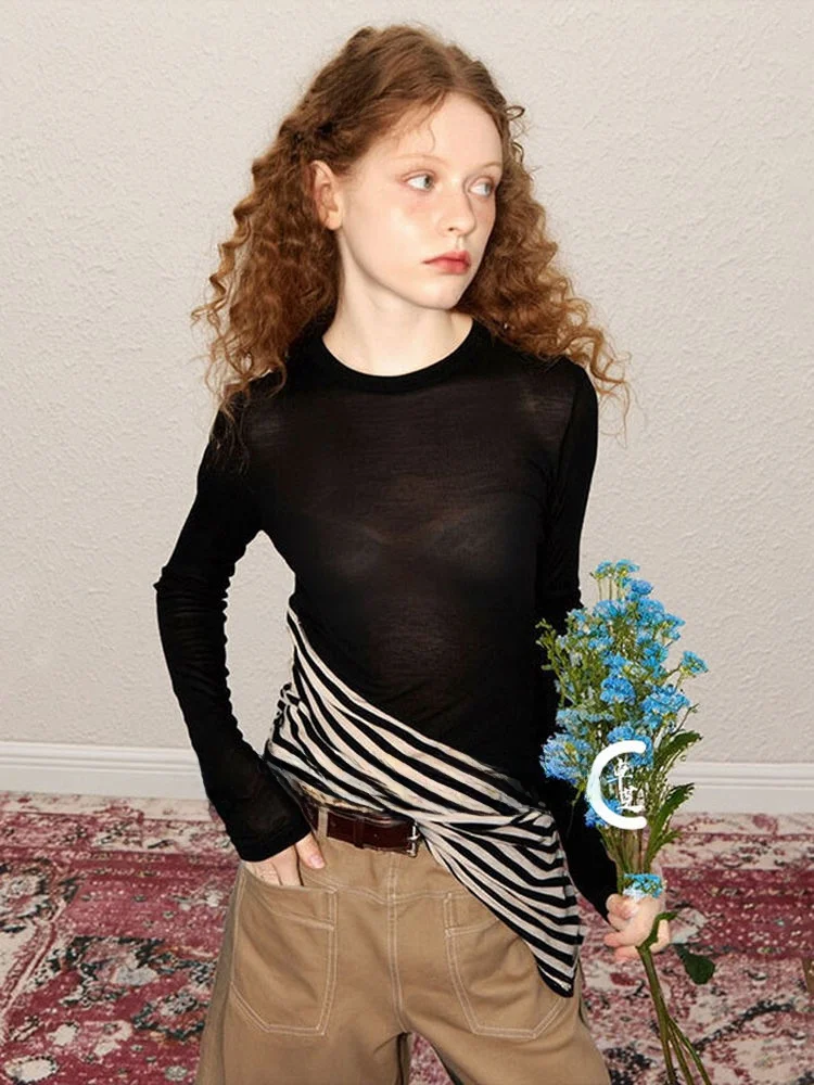 

Элегантная асимметричная футболка ZhuoZhi с полосатыми вставками, длинный рукав, осенняя новинка, универсальный крой, стройнящий эффект